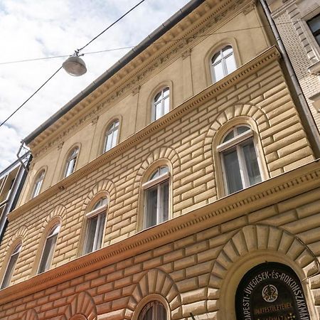 Purezen In The City For 2 Apartment Будапеща Екстериор снимка